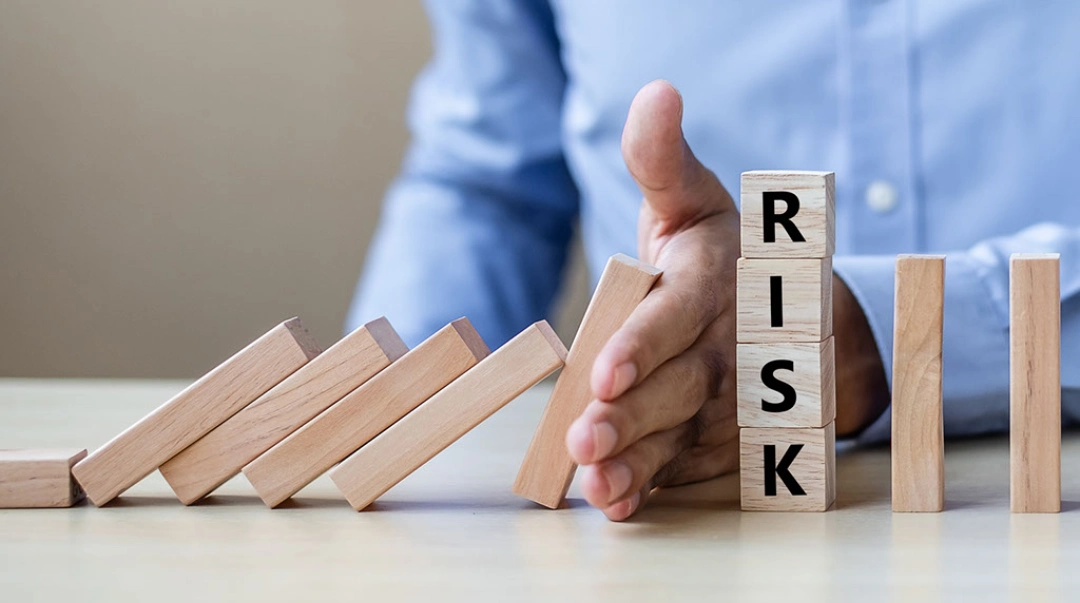 Risk and Risk Management | Tecknologia